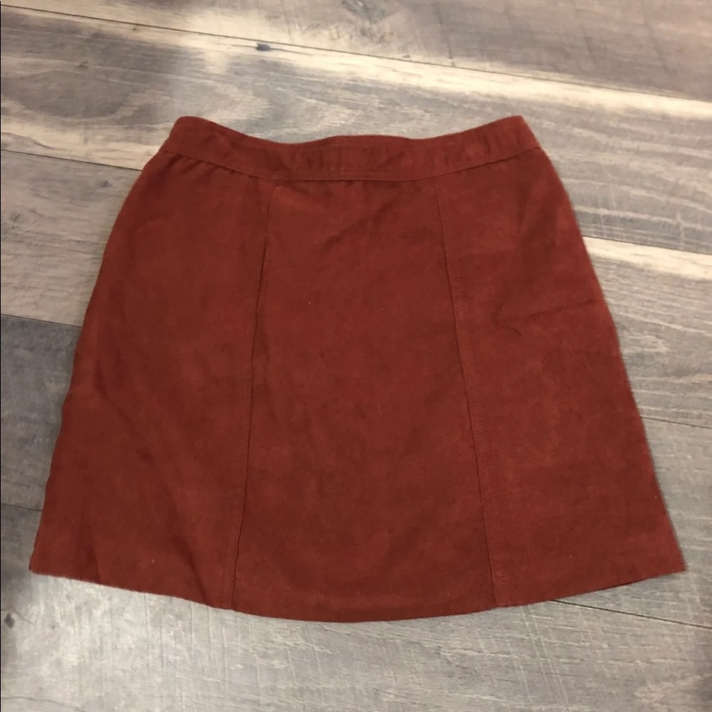 Mini Skirt - Picture 2 of 4